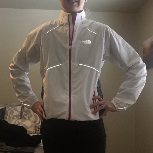 The North Face Jackets & Blazers - The north face wind breaker